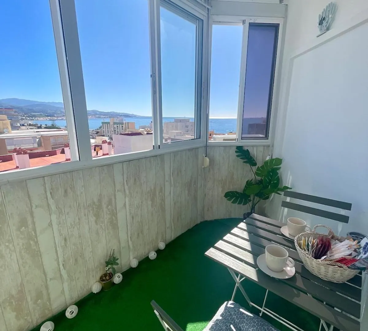 Daire Modern Studio With Ocean Views Torre Del Mar İspanya